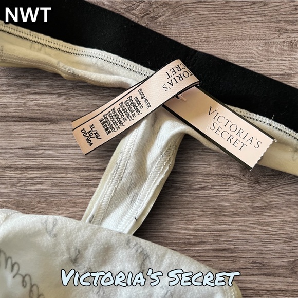 NEW Victoria's Secret White and Black Sweet Dreams Logo Band thong - Picture 2 of 3